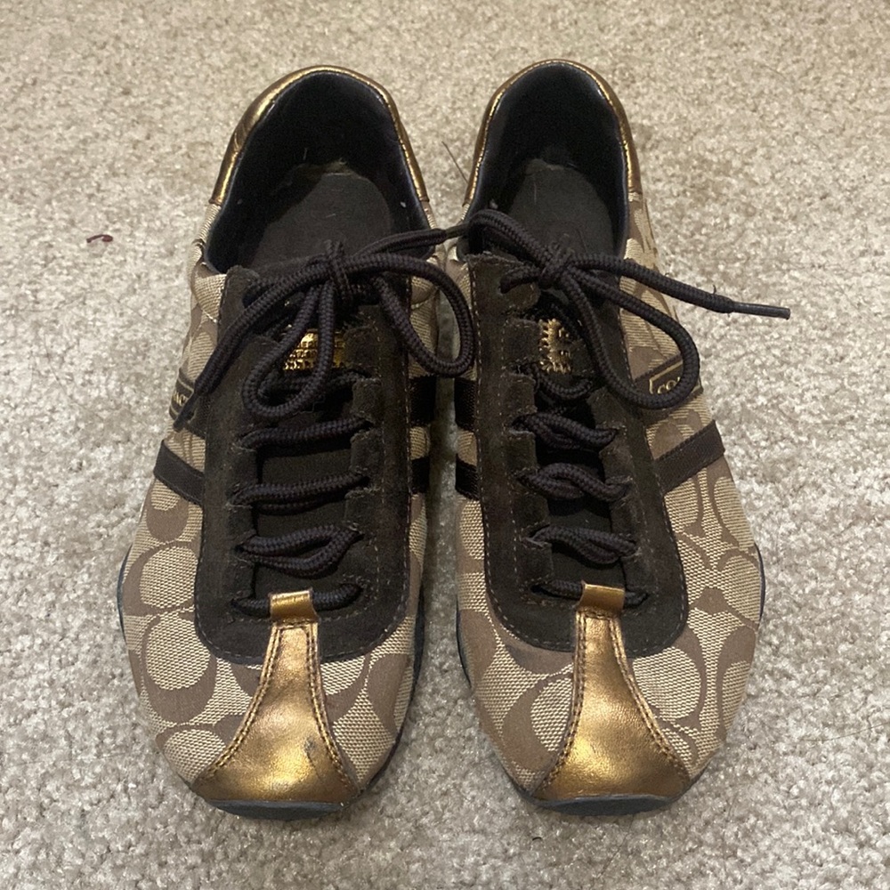 Coach used sneakers still in fairly good condition